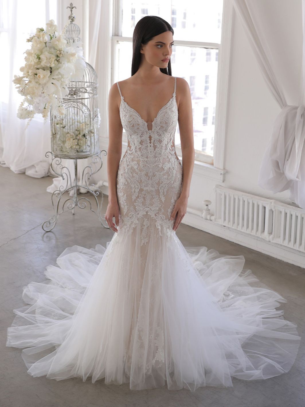 Blue By Enzoani Oaklyn Sample Wedding Dress Save 76 Stillwhite