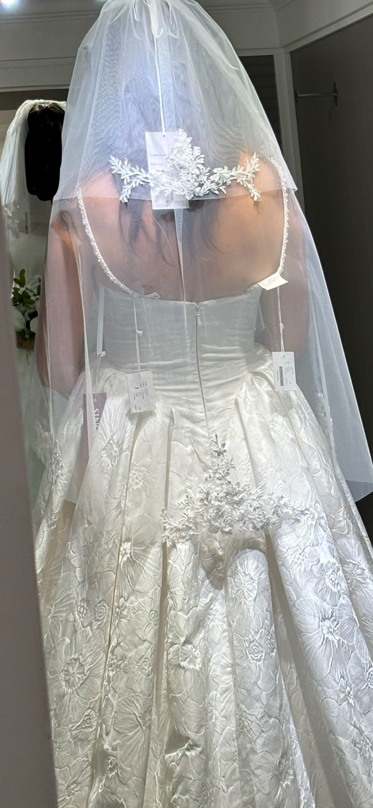 Becker's Bridal Wedding Dress Save 43% - Stillwhite