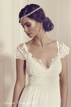 Anna Campbell Thalia Sample Wedding Dress On Sale 26 Off Stillwhite