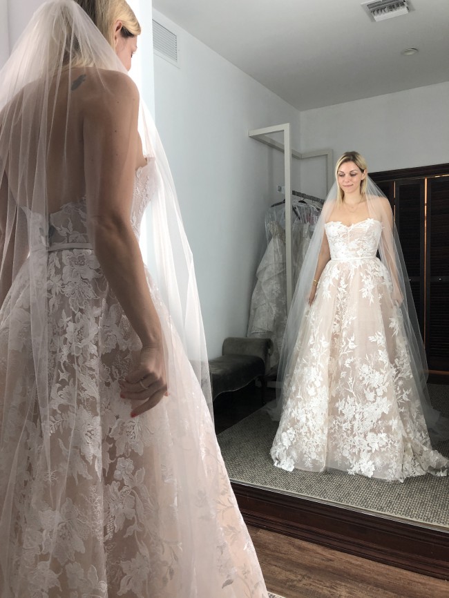 monique lhuillier cost