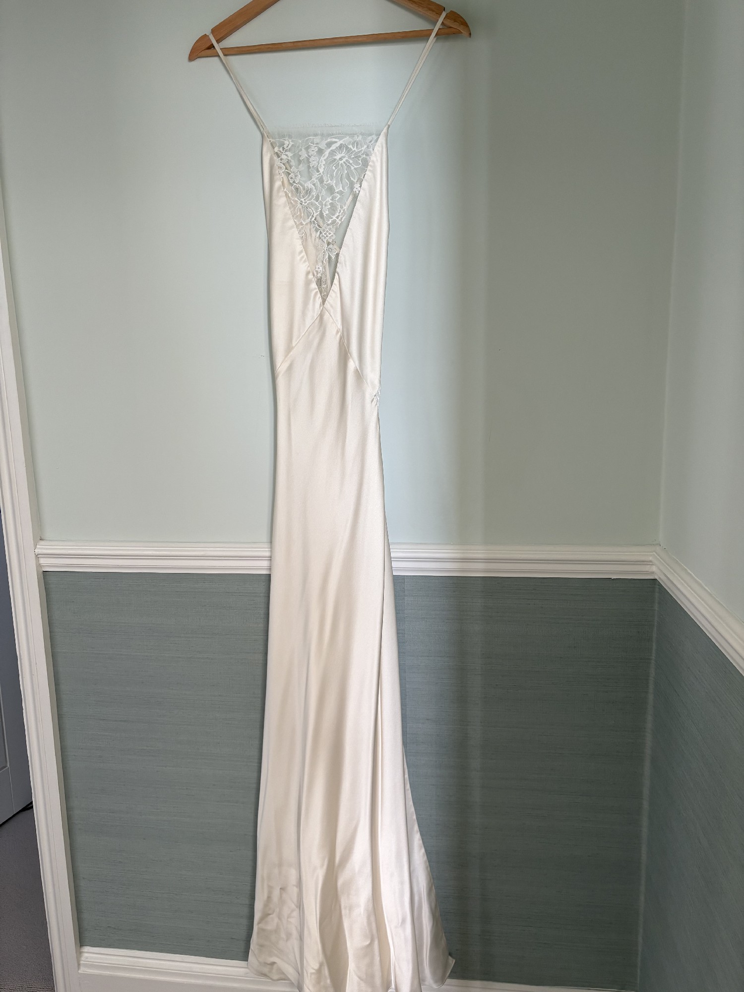 Michelle Mason, Lace inset gown New Wedding Dress Save 58% - Stillwhite