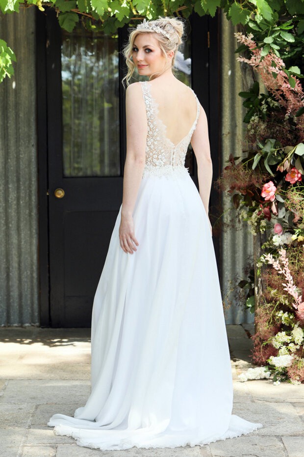 Catherine R Couture Madison Sample Wedding Dress Save 76% - Stillwhite