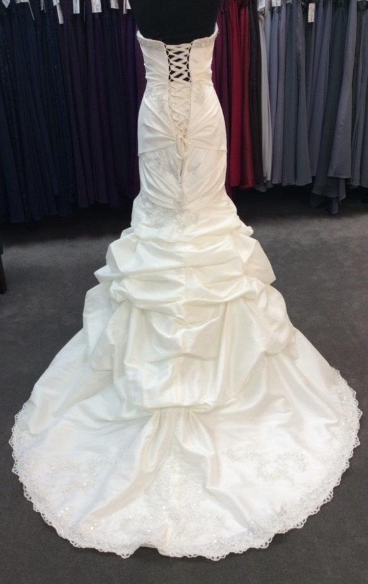  Alfred  Angelo  201 Disney Collection Ariel Wedding  Dress  