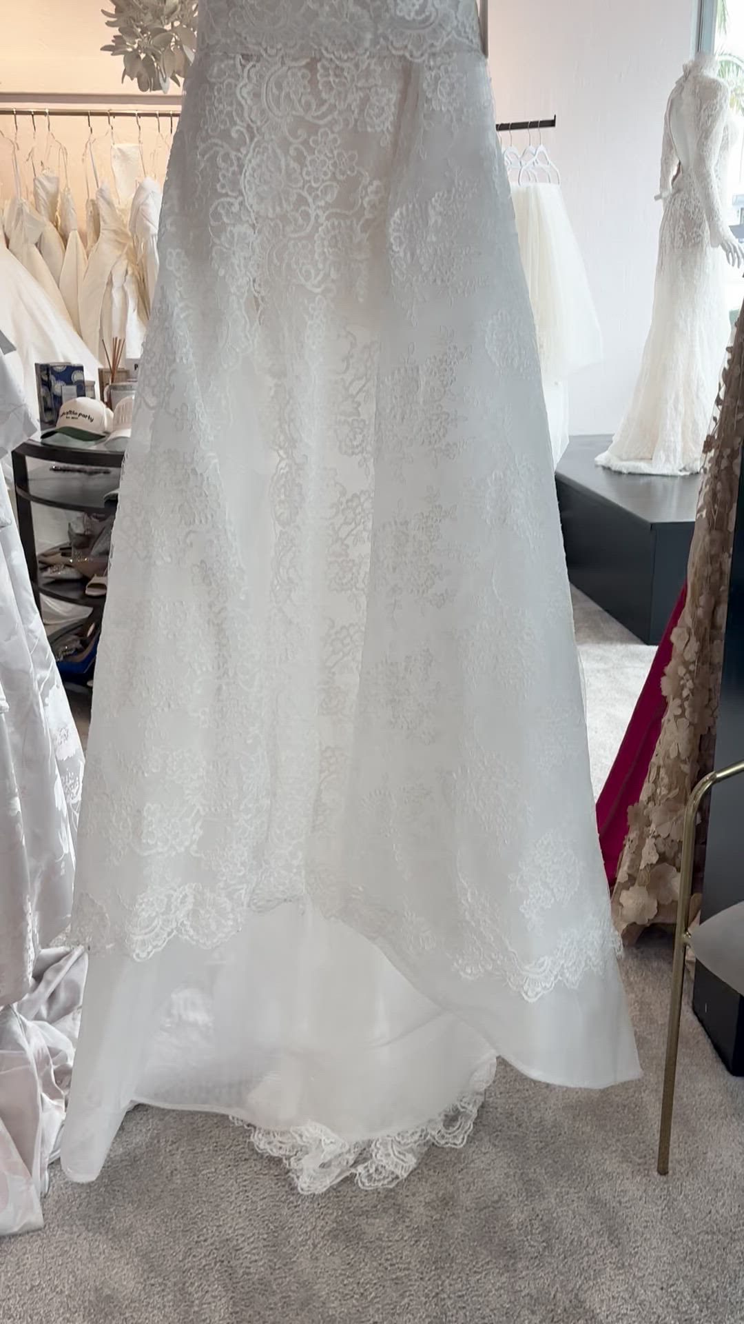 Monique Lhuillier, Melrose