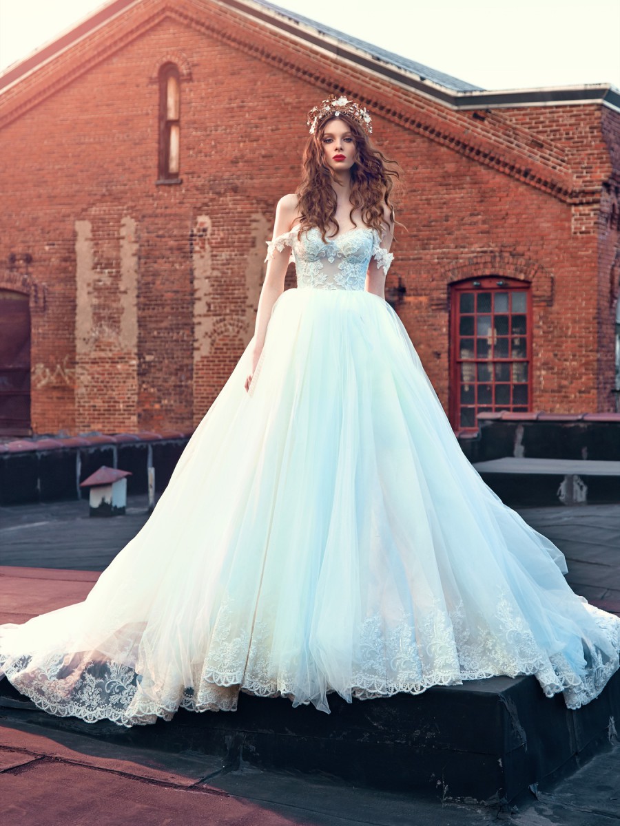 27 Fairytale Worthy Wedding Dresses Stillwhite Blog