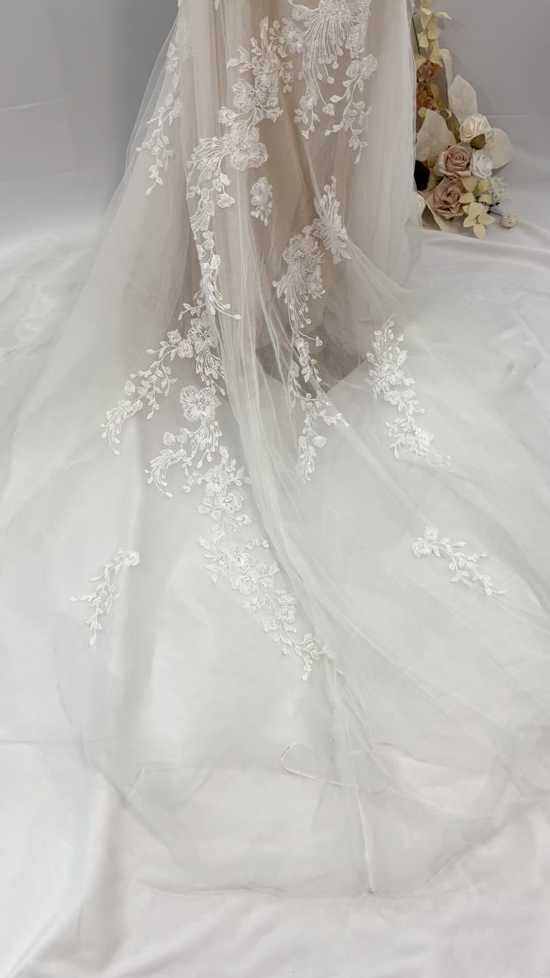 Pronovias, Remick NWT Size 14 BRIDAL SALE!