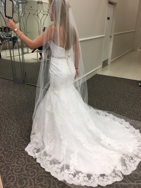 sweetheart trumpet wedding dress