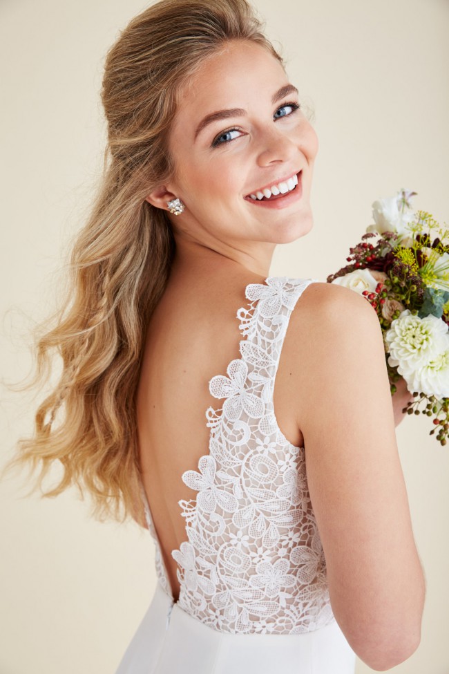 Astrid & Mercedes Splendor New Wedding Dress Save 45% - Stillwhite