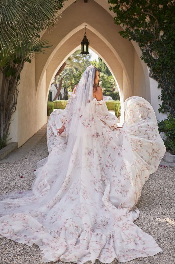Monique Lhuillier Monique Lhuillier