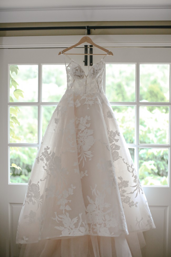 monique lhuillier maeve gown