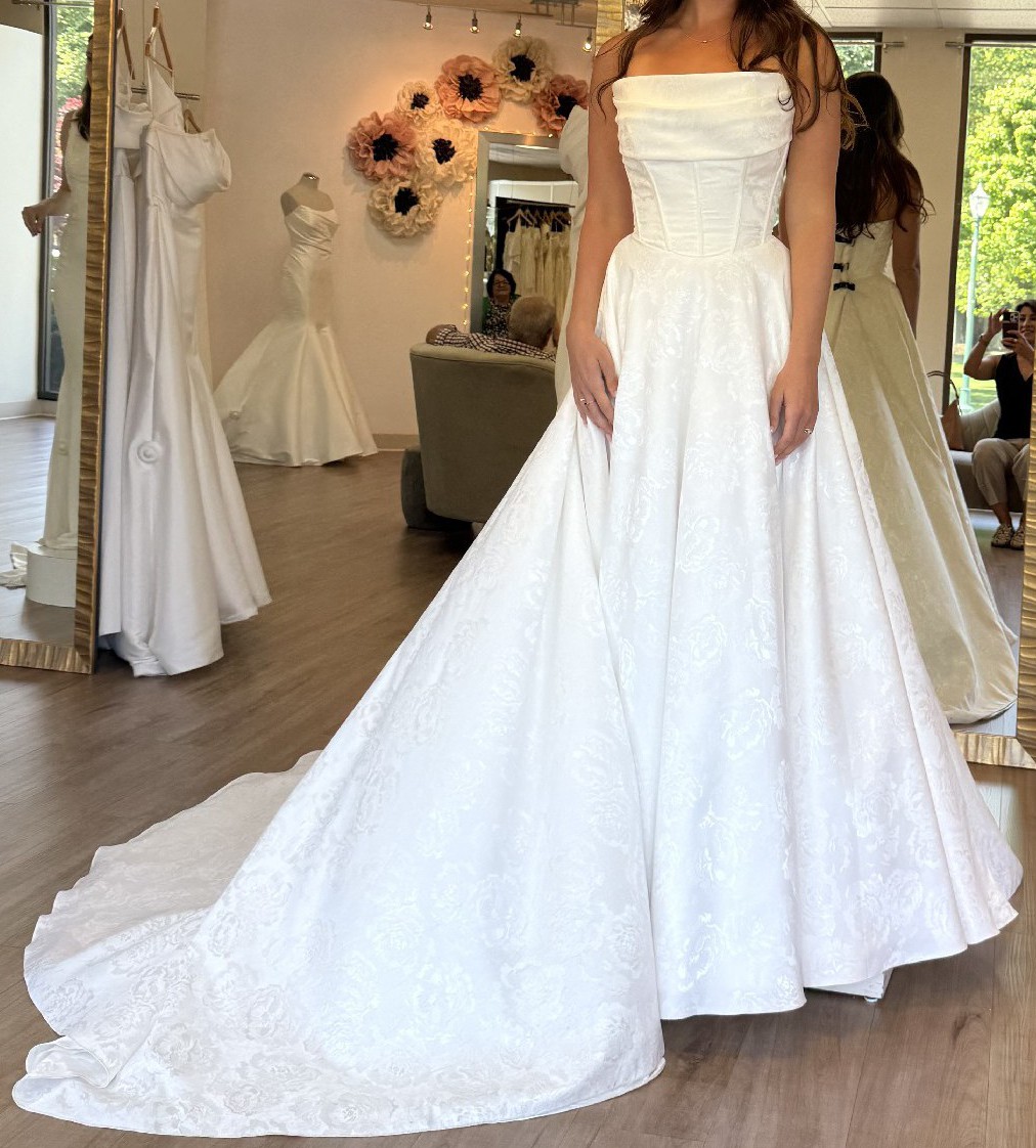 Serene By Madi Lane, Greer New Wedding Dress Save 29% - Stillwhite