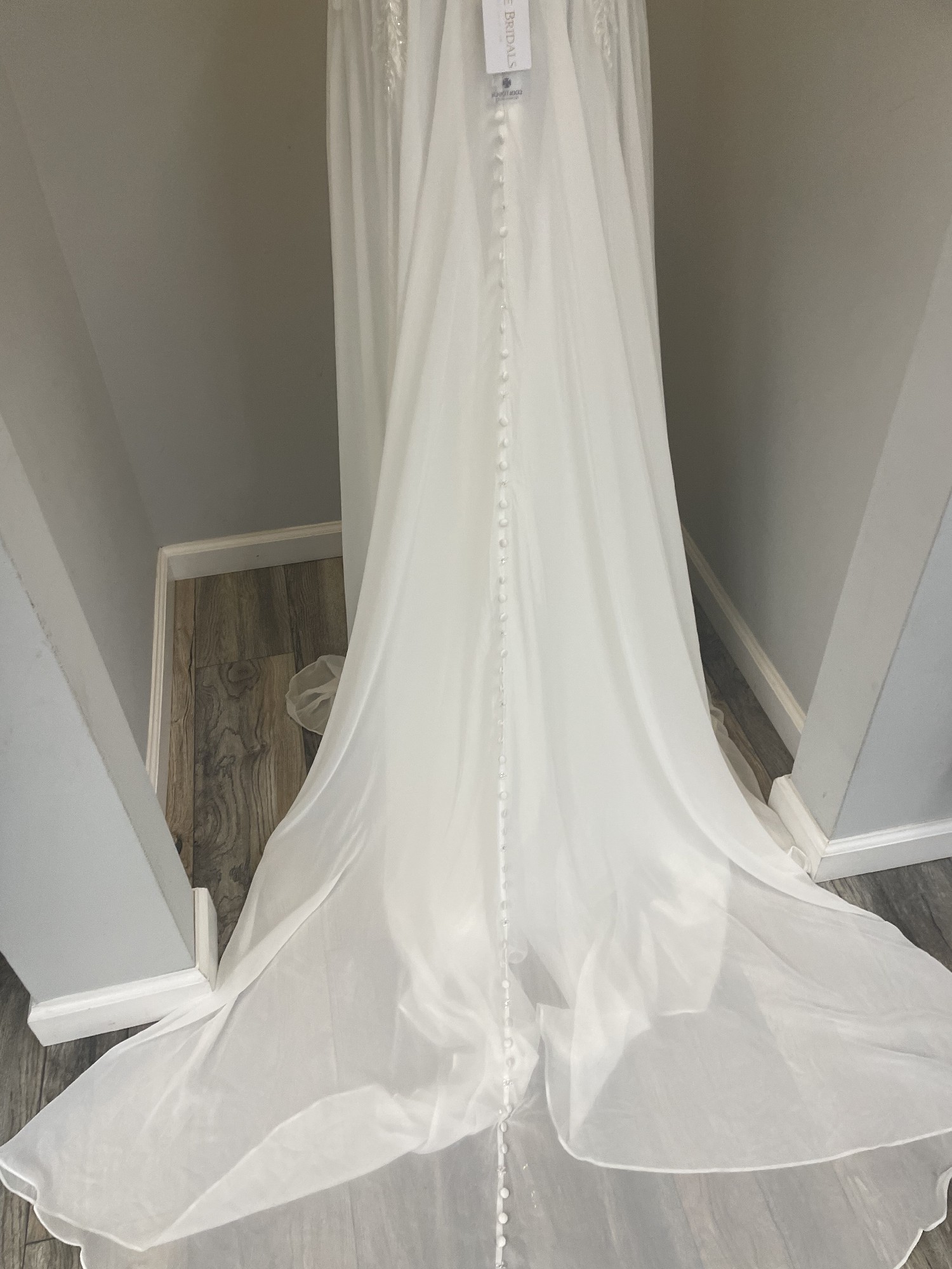 Allure Bridals 9850 New Wedding Dress Save 38 Stillwhite 7066