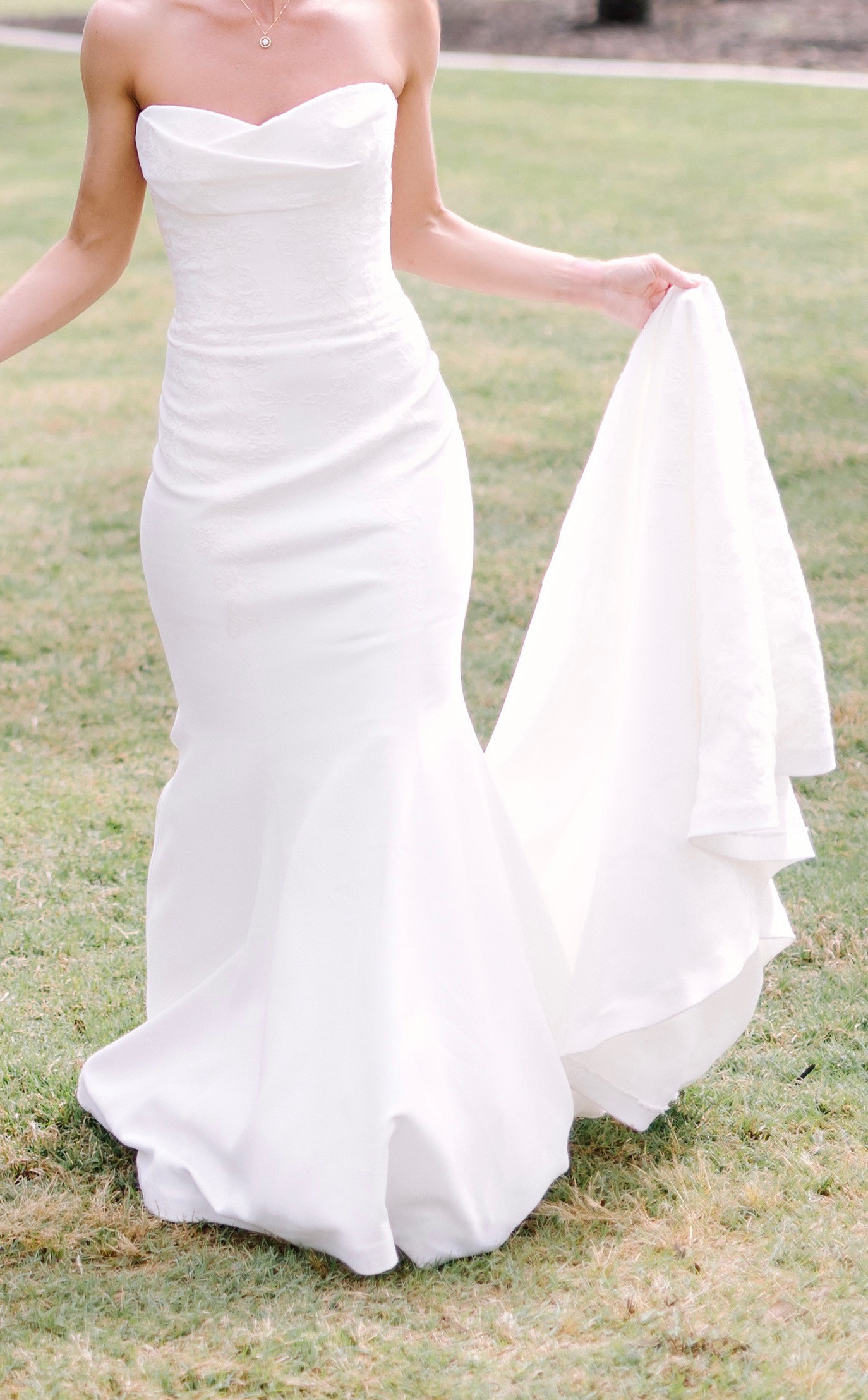 Vera Wang Ava with Lace - 112019 Wedding Dress Save 58% - Stillwhite
