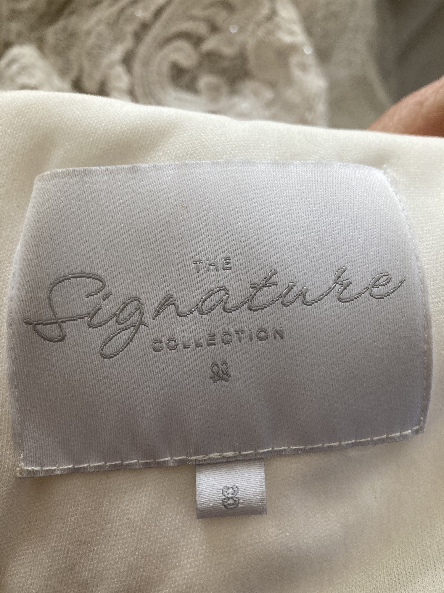 The Signature Collection ELINI Preowned Wedding Dress Save 44% - Stillwhite