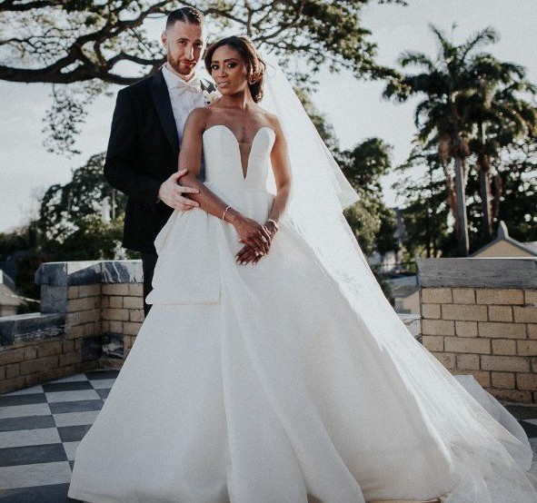 Isabelle Armstrong, The Brett Used Wedding Dress Save 63% - Stillwhite Isabelle Armstrong, The Brett Used Wedding Dress Save 63% - Stillwhite