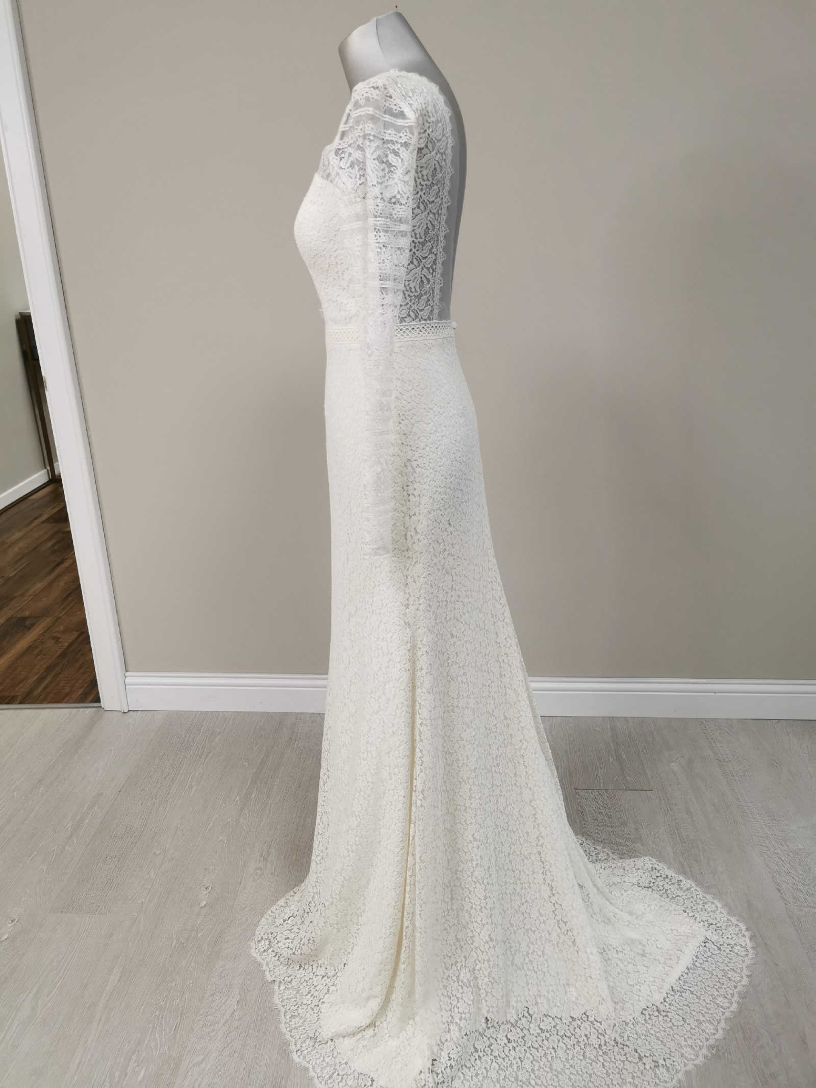 Divine Atelier Lyra Sample Wedding Dress Save 85% - Stillwhite