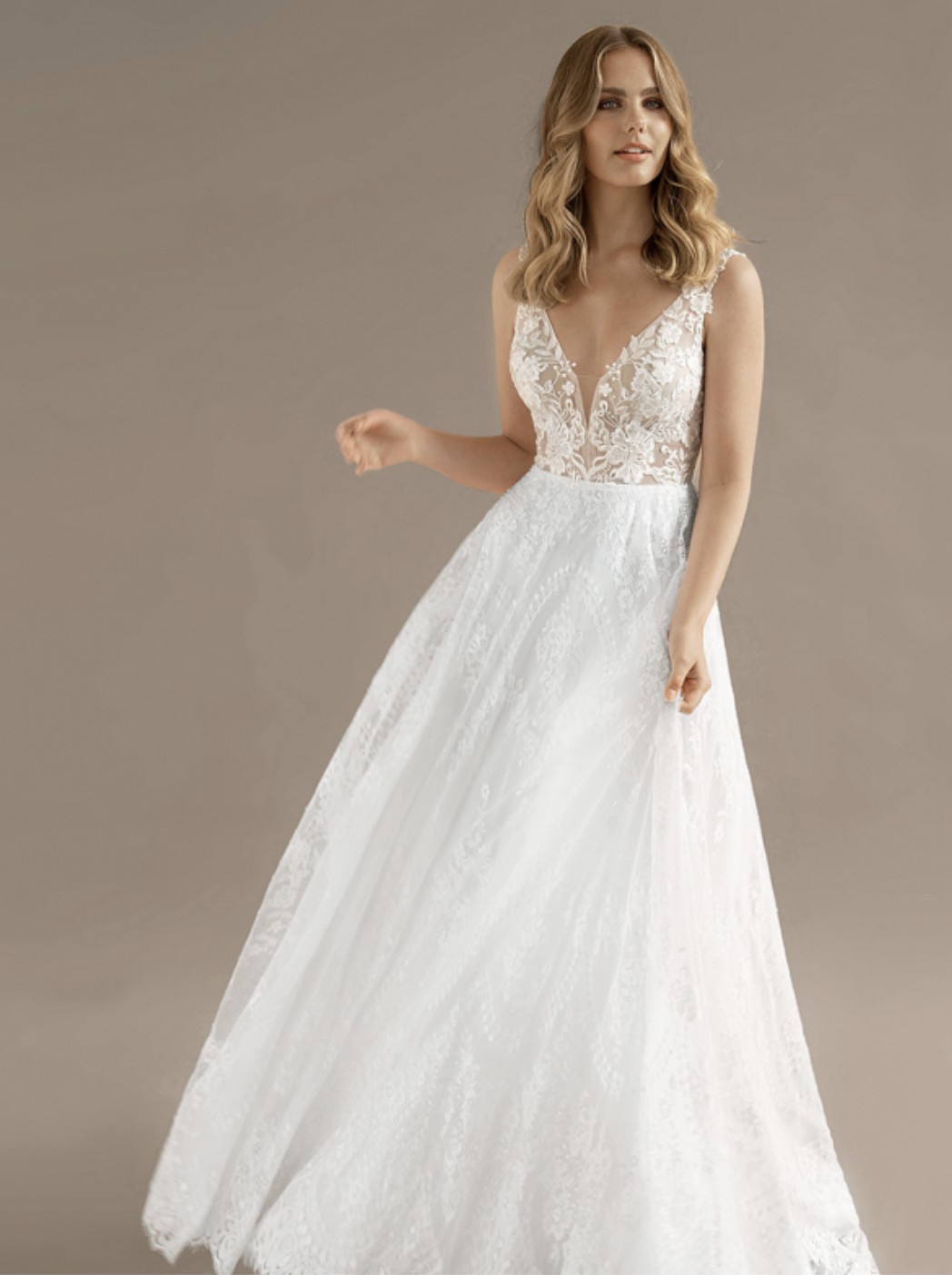 AW Bridal New Wedding Dress Save 25% - Stillwhite