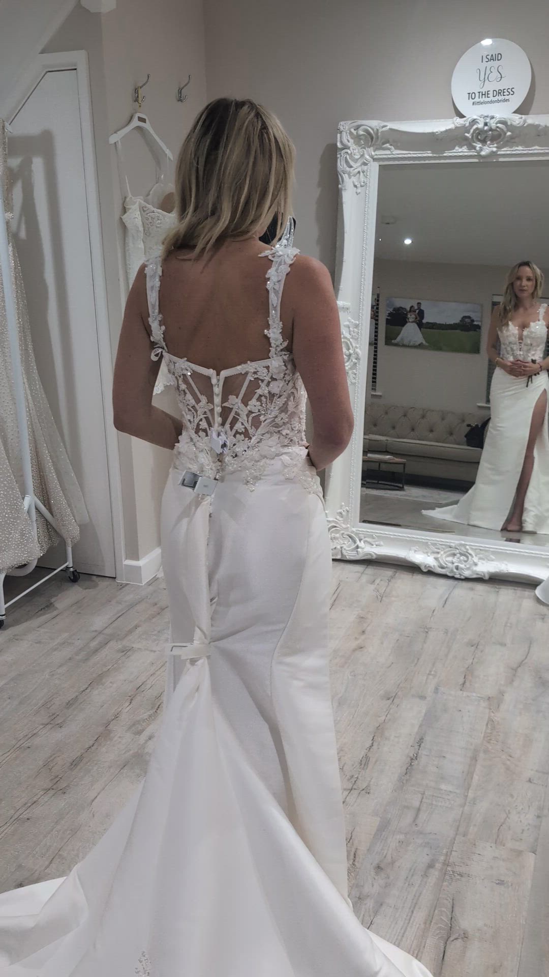 Elysee Atelier, Divina