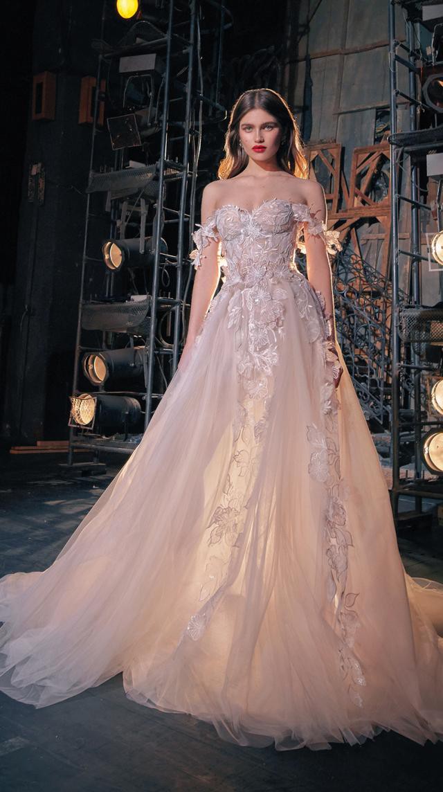 Galia Lahav Galia Lahav