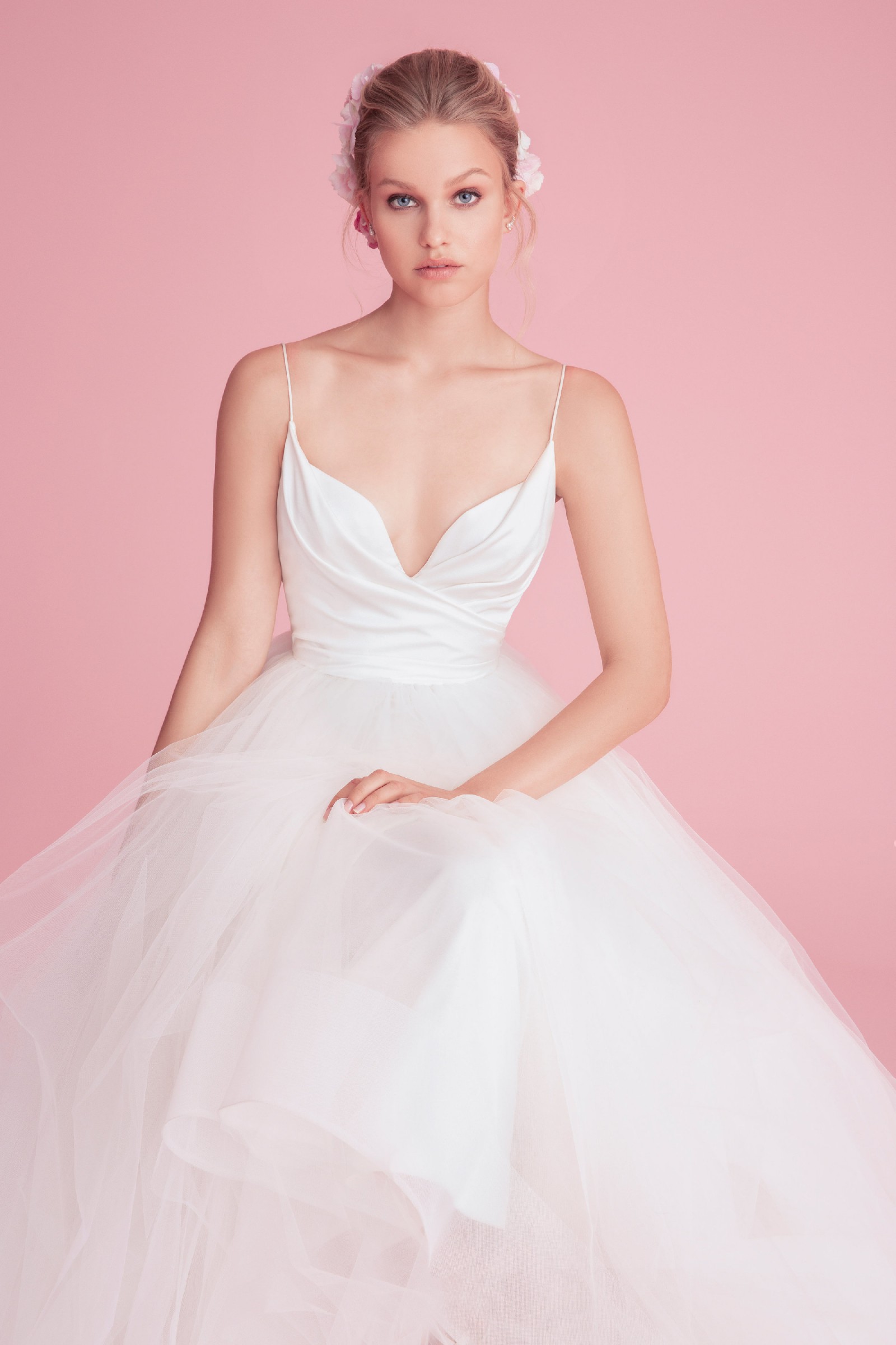 hayley-paige-sample-wedding-dress-save-55-stillwhite