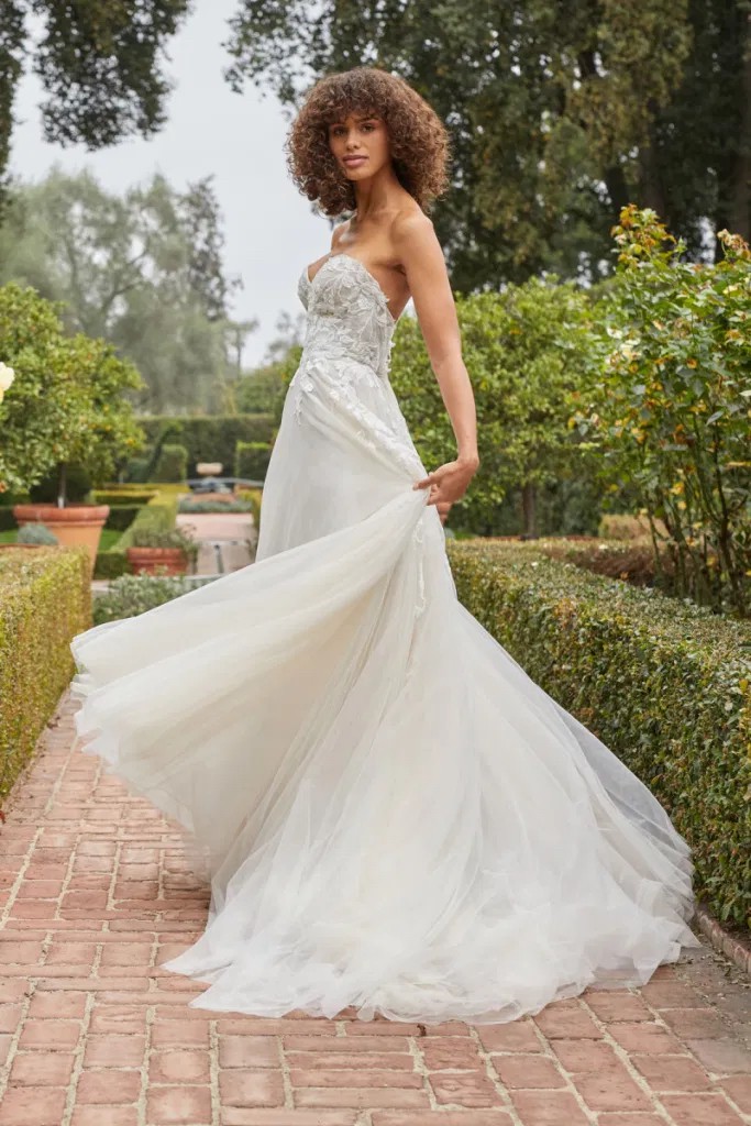 Monique Lhuillier Monique Lhuillier