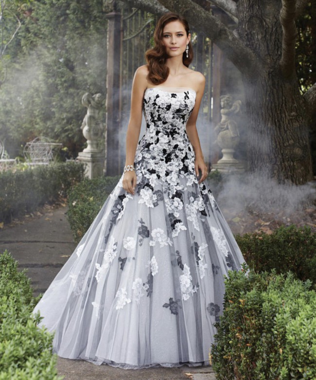 Sophia Tolli Y21371 POPPY ivory and black