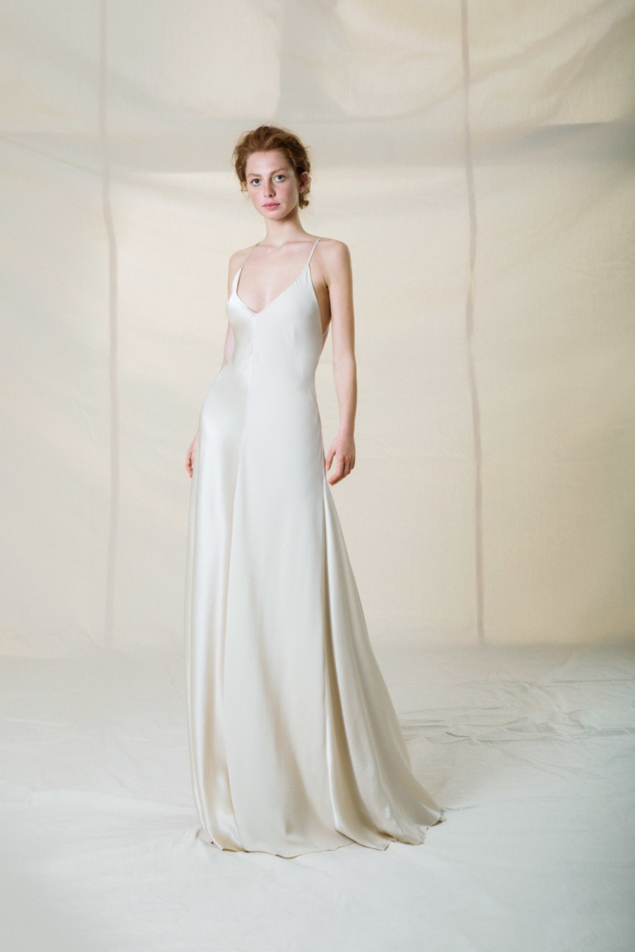 35 Less-is-More Wedding Styles for a Minimalist Bride – Stillwhite Blog