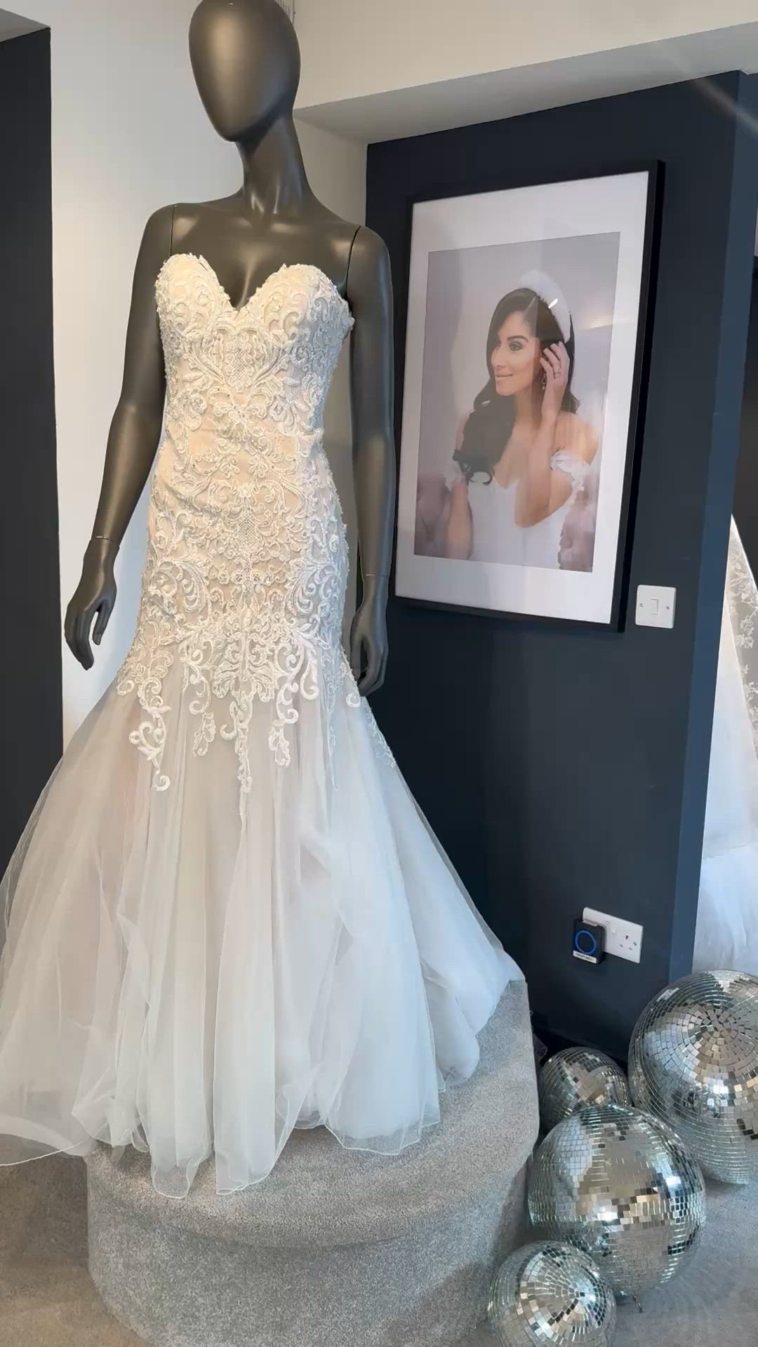 Justin Alexander, 88051 - Final Reduction - Boutique Sample