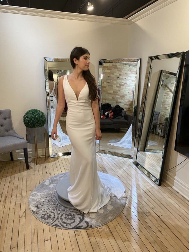 pronovias aiko
