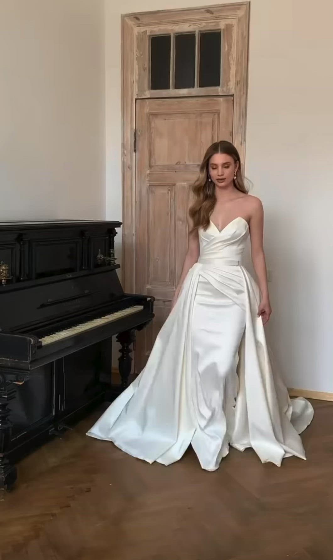 Eva Lendel, Lika
