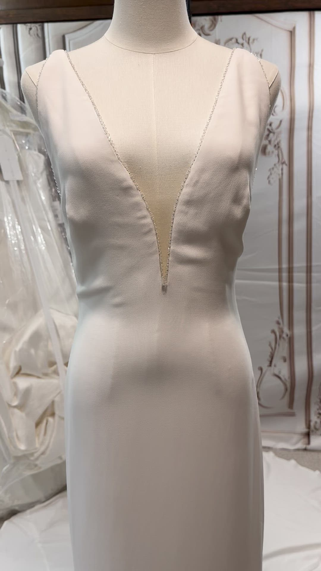 Atelier Pronovias, Racimo NWT Size 8