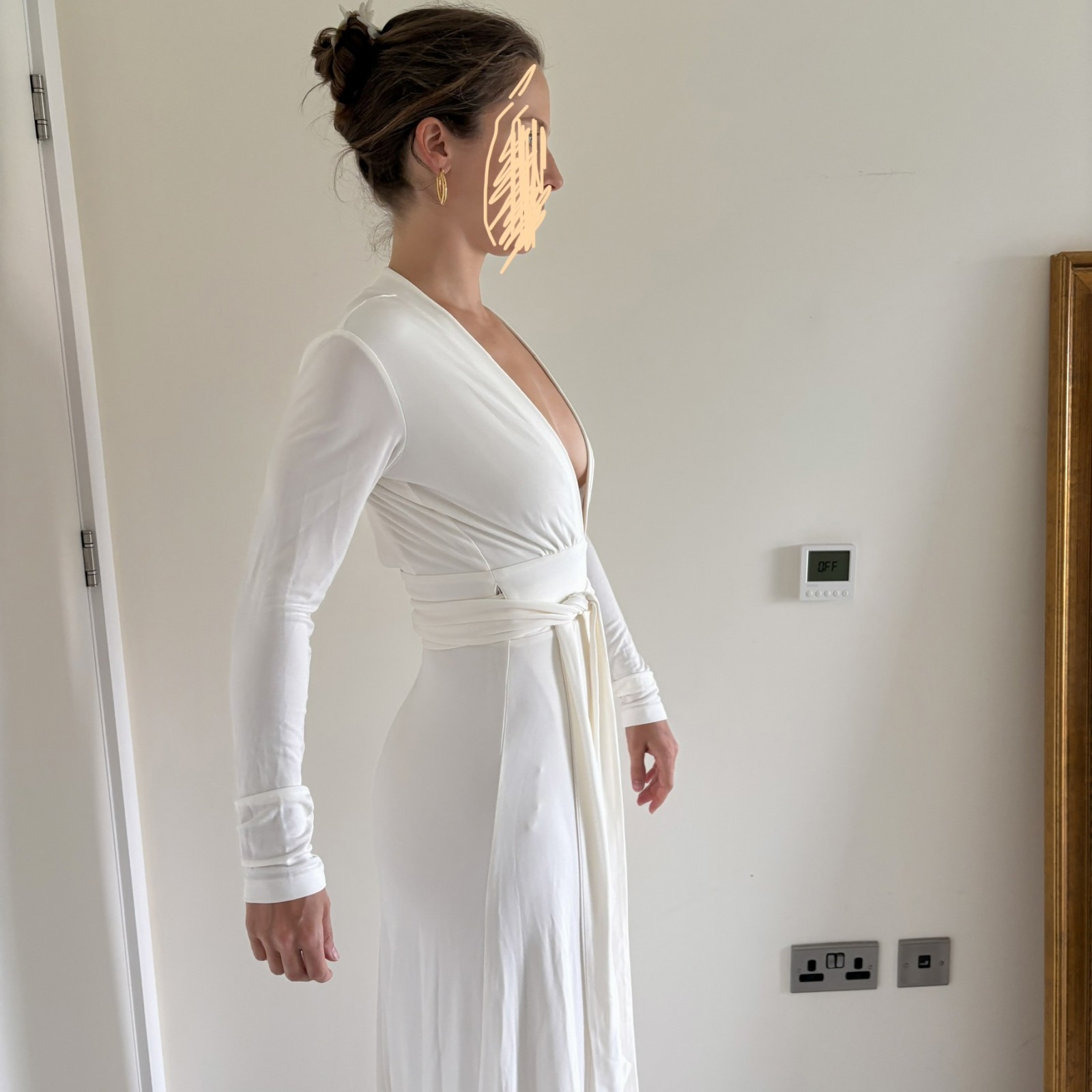 Reiss, Bailey Plunging Neckline Maxi Dress, Ivory Reiss, Bailey Plunging Neckline Maxi Dress, Ivory