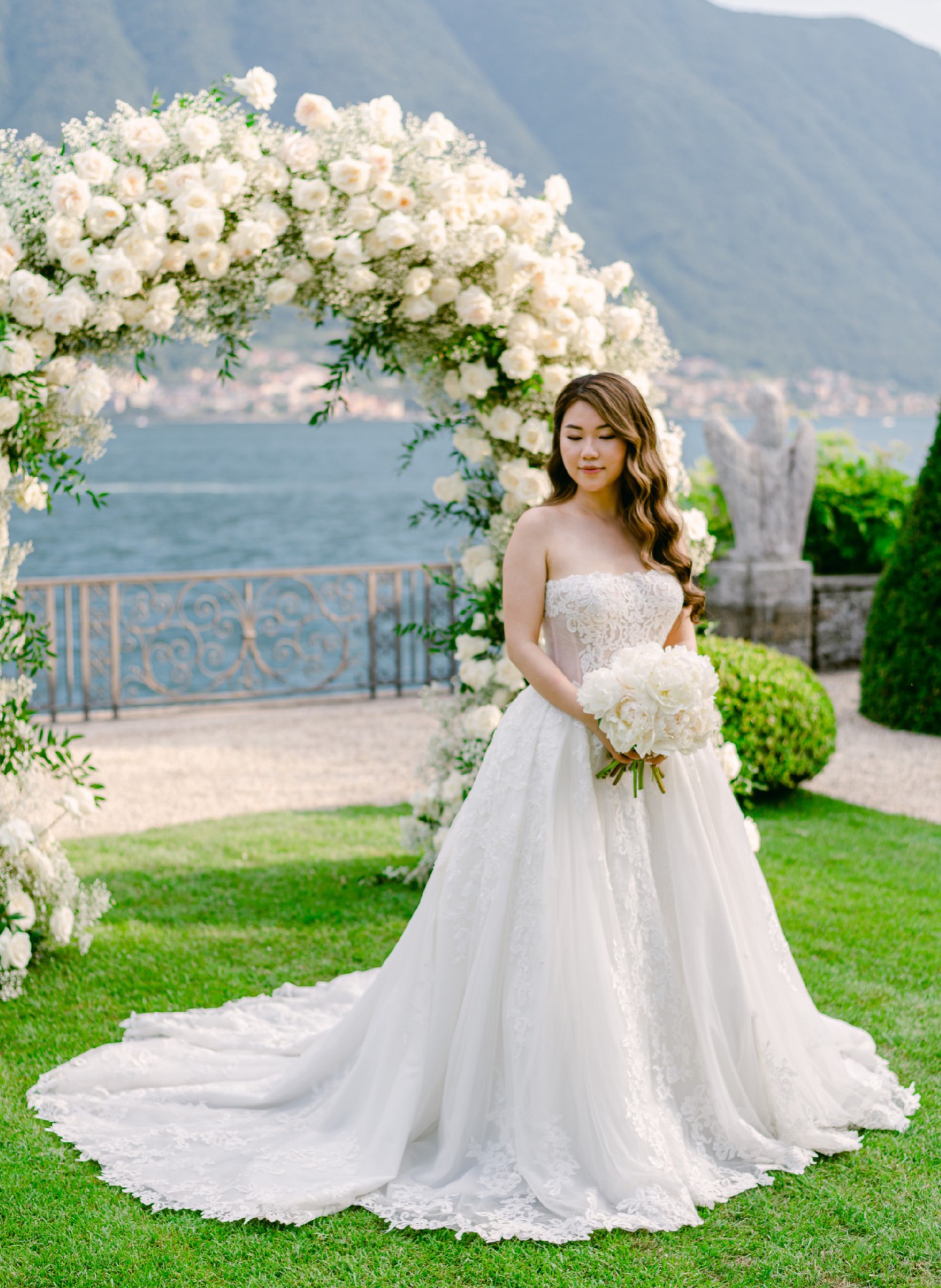 Vera Wang Lucienne Princess Wedding Dress HK