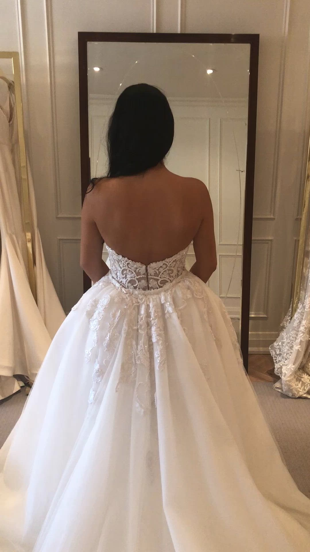 Leah Da Gloria, Custom made with attachable skirt
