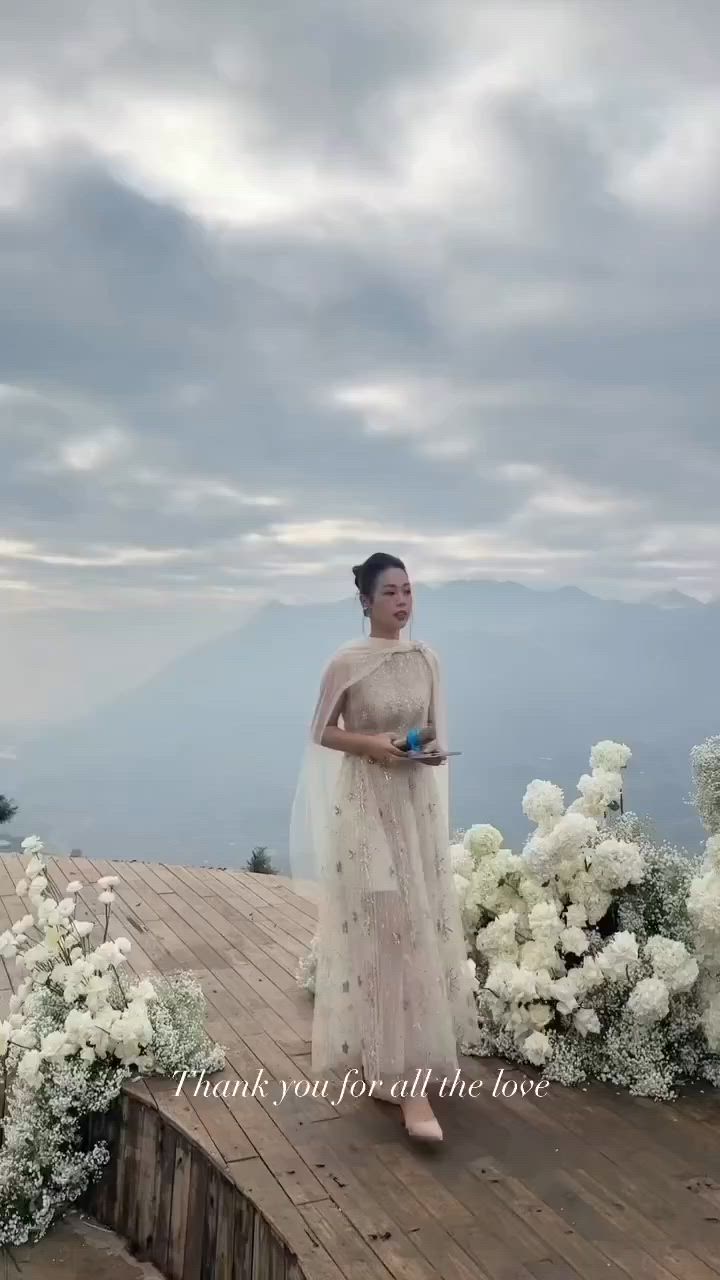 Monique Lhuillier, Wish