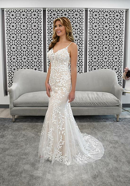 Stella York 7312 Sample Wedding Dress 
