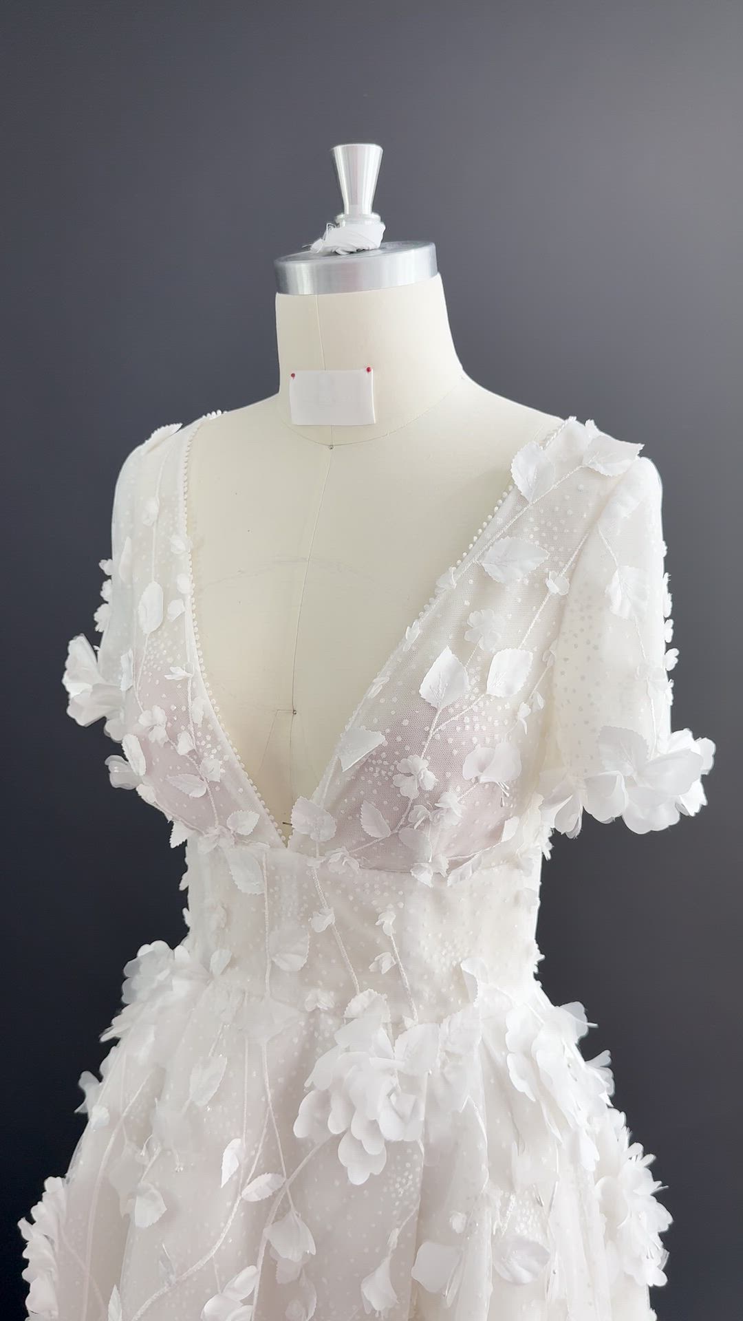 INGRID OLIĆ BRIDAL, MAEVE GOWN