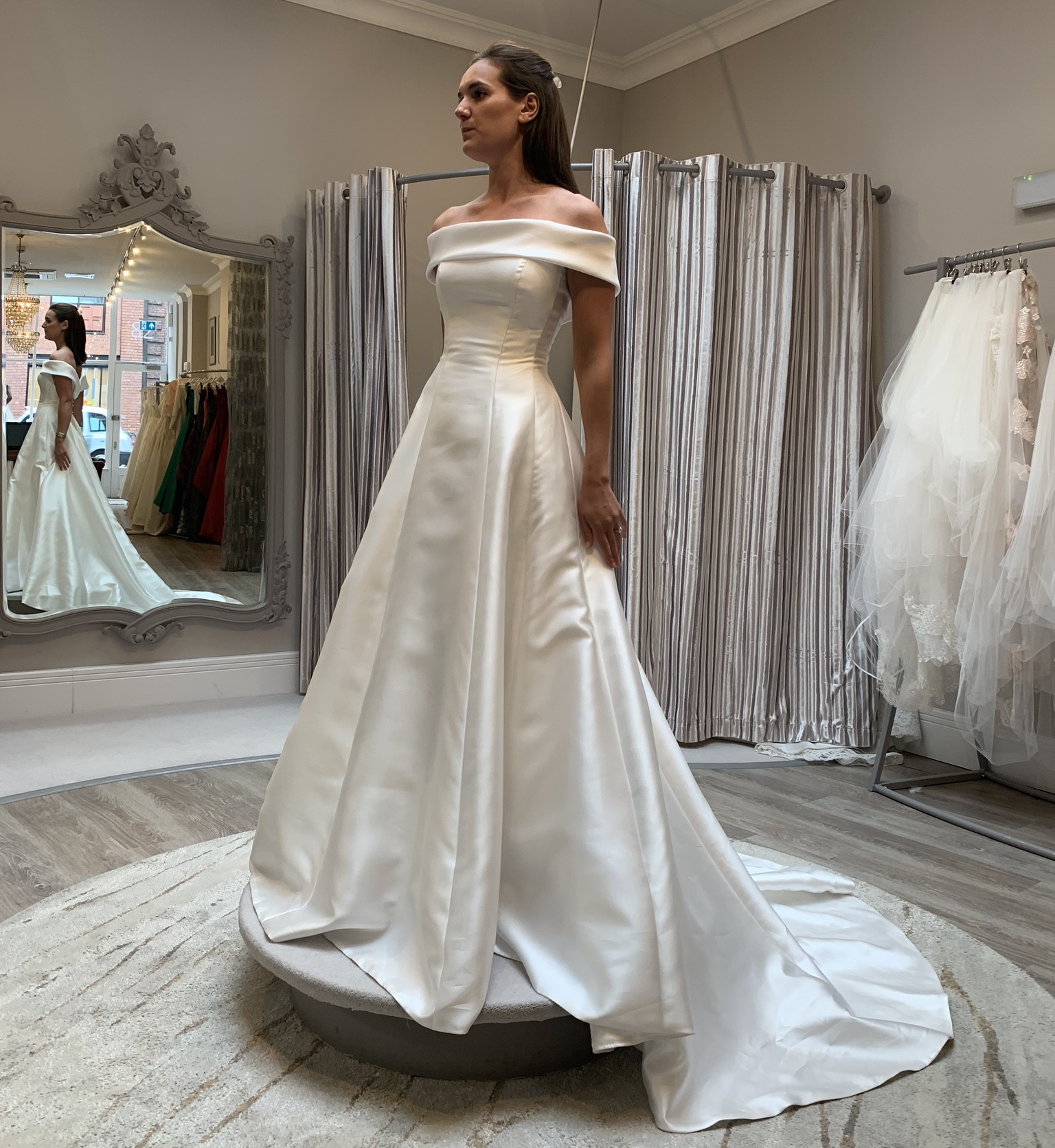 Sassi Holford Elspeth New Wedding Dress Save 44% - Stillwhite