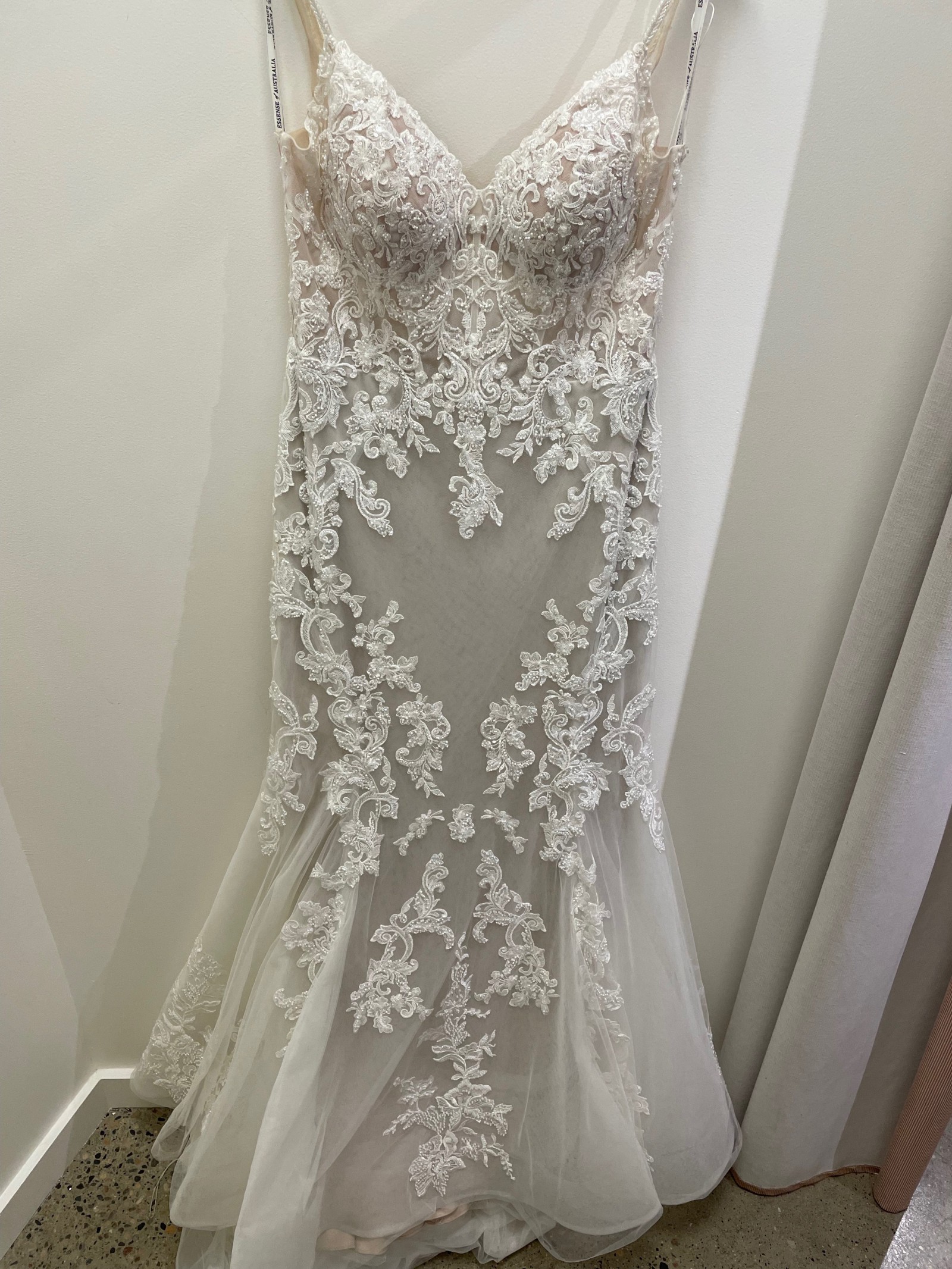 Essense of Australia, D3502 Sample Wedding Dress Save 60% - Stillwhite