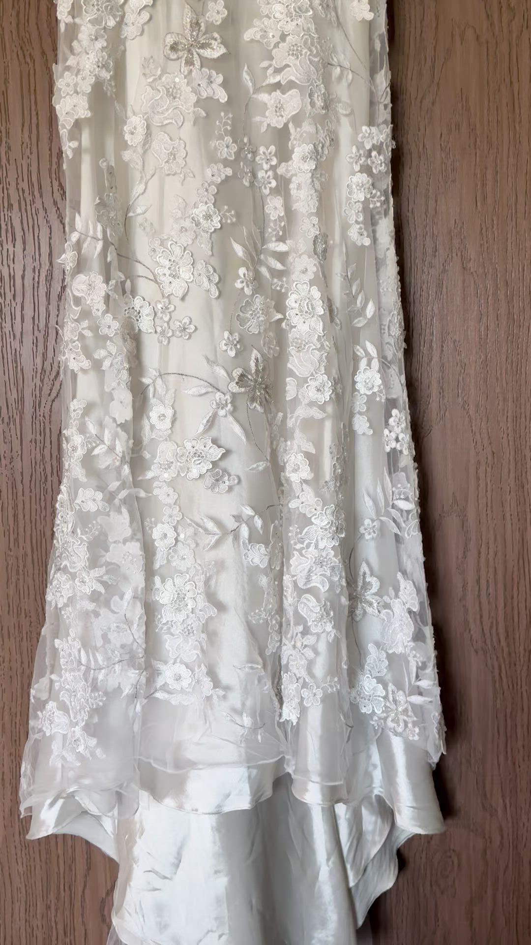 Allure Bridals, 8800