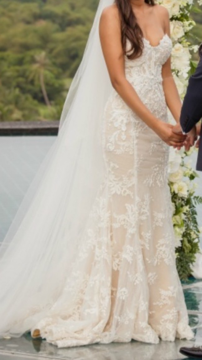nektaria gisele gown