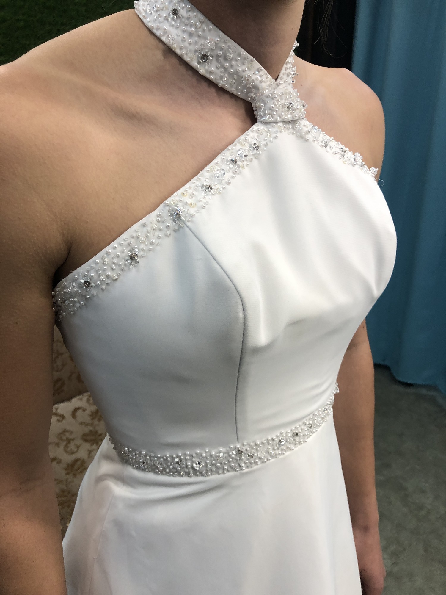 Bridalane, Choker Halter White A-Line Beachy Sample Wedding Dress Save 85%  - Stillwhite
