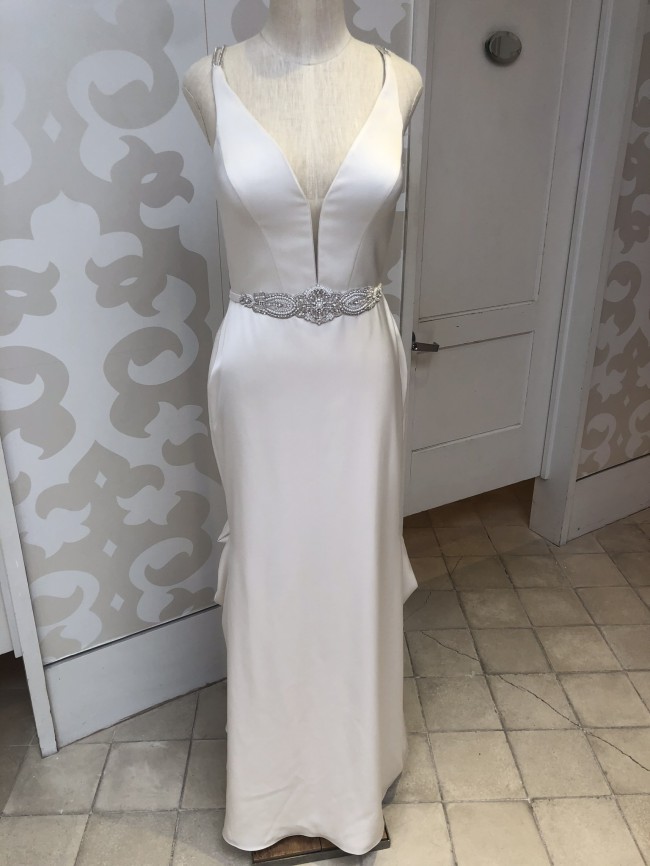 Paloma Blanca 4714 Used Wedding Dress Save 79% - Stillwhite