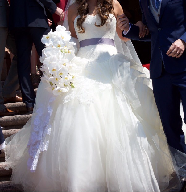 vera wang Lara　US6 Vera Wang, Lara Preowned Wedding Dress Save 38% - Stillwhite