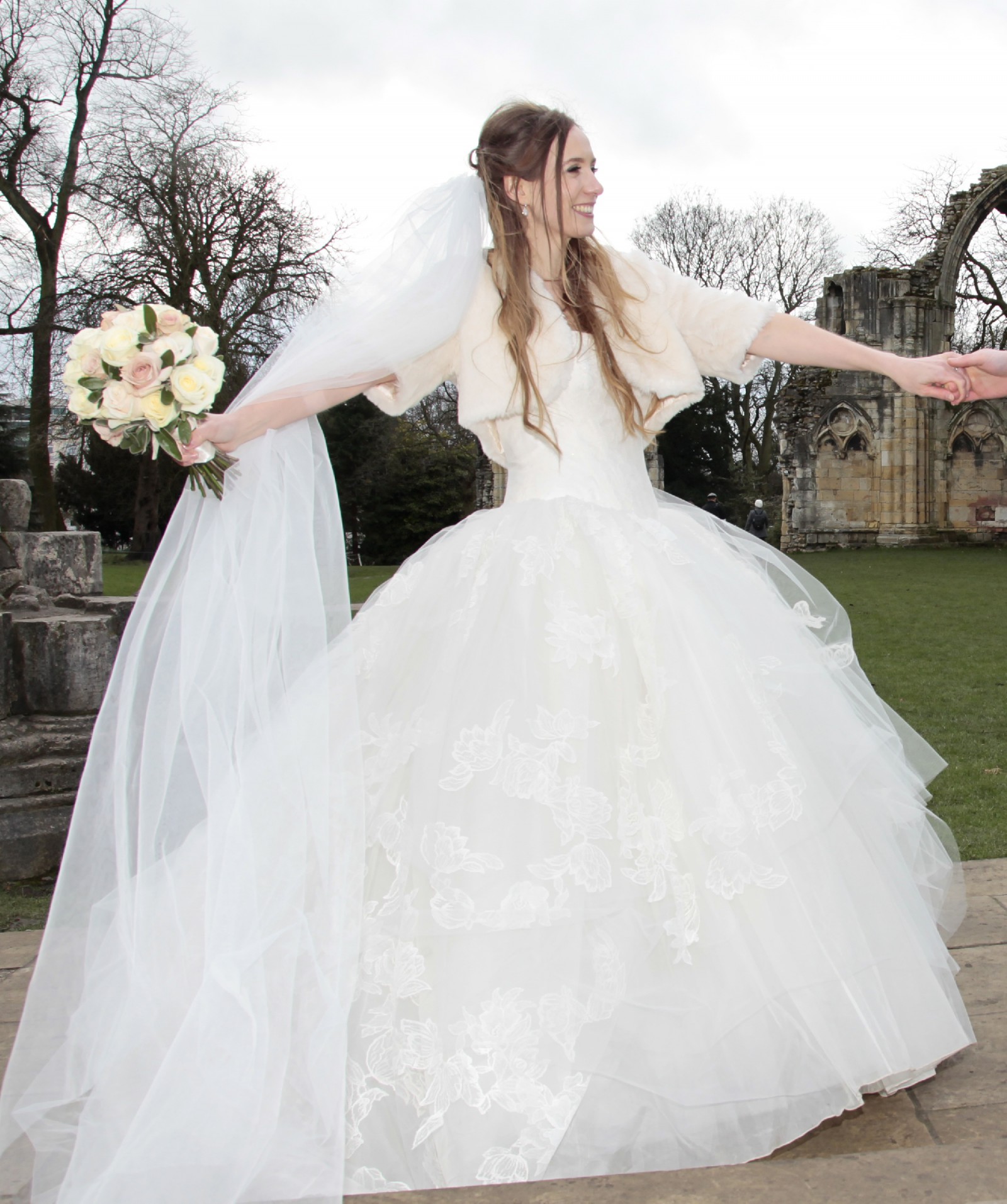 Vera Wang Lisbeth Used Wedding Dress Save 69% - Stillwhite