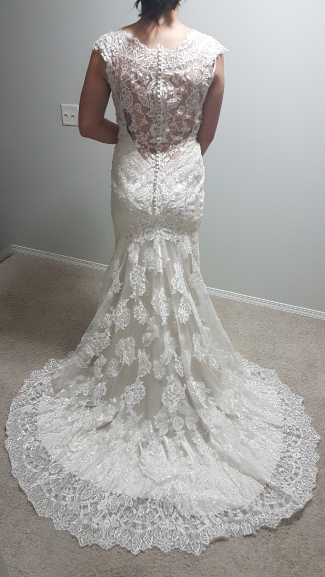 allure bridal 9068