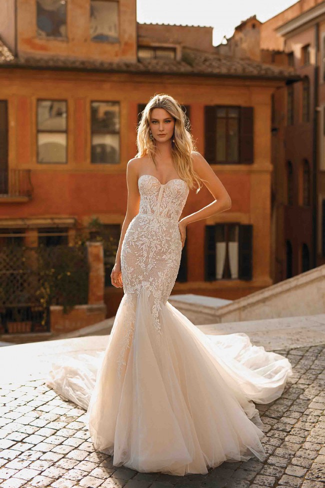 Berta 20-P01 New Wedding Dress Save 60% - Stillwhite