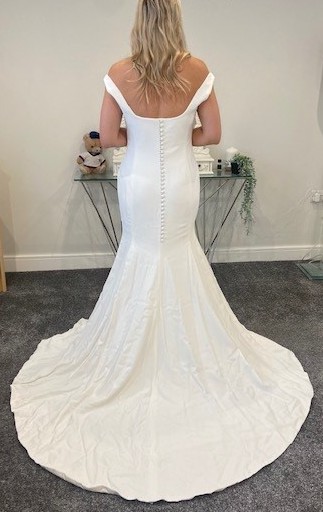 Suzanne Neville 2018 Bridal Gown