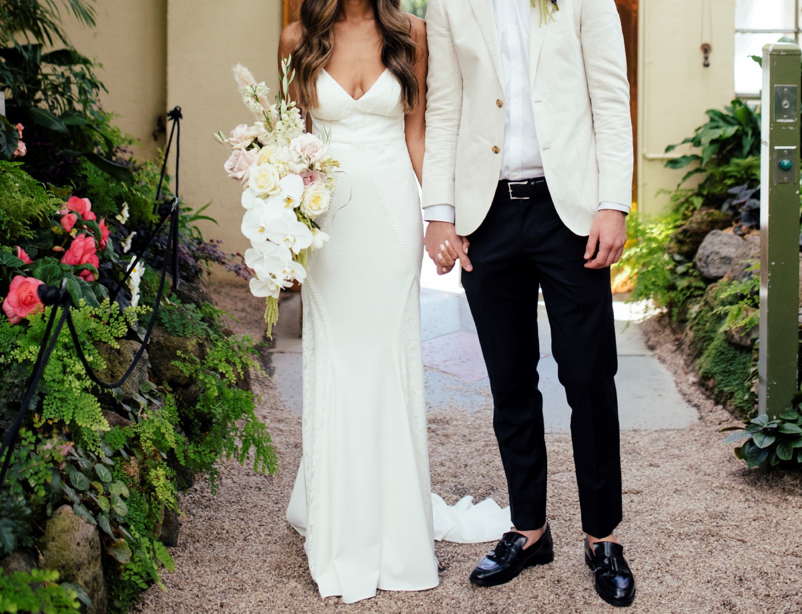 Lovers Society Wyatt Gown Used Wedding Dress Save 30% - Stillwhite
