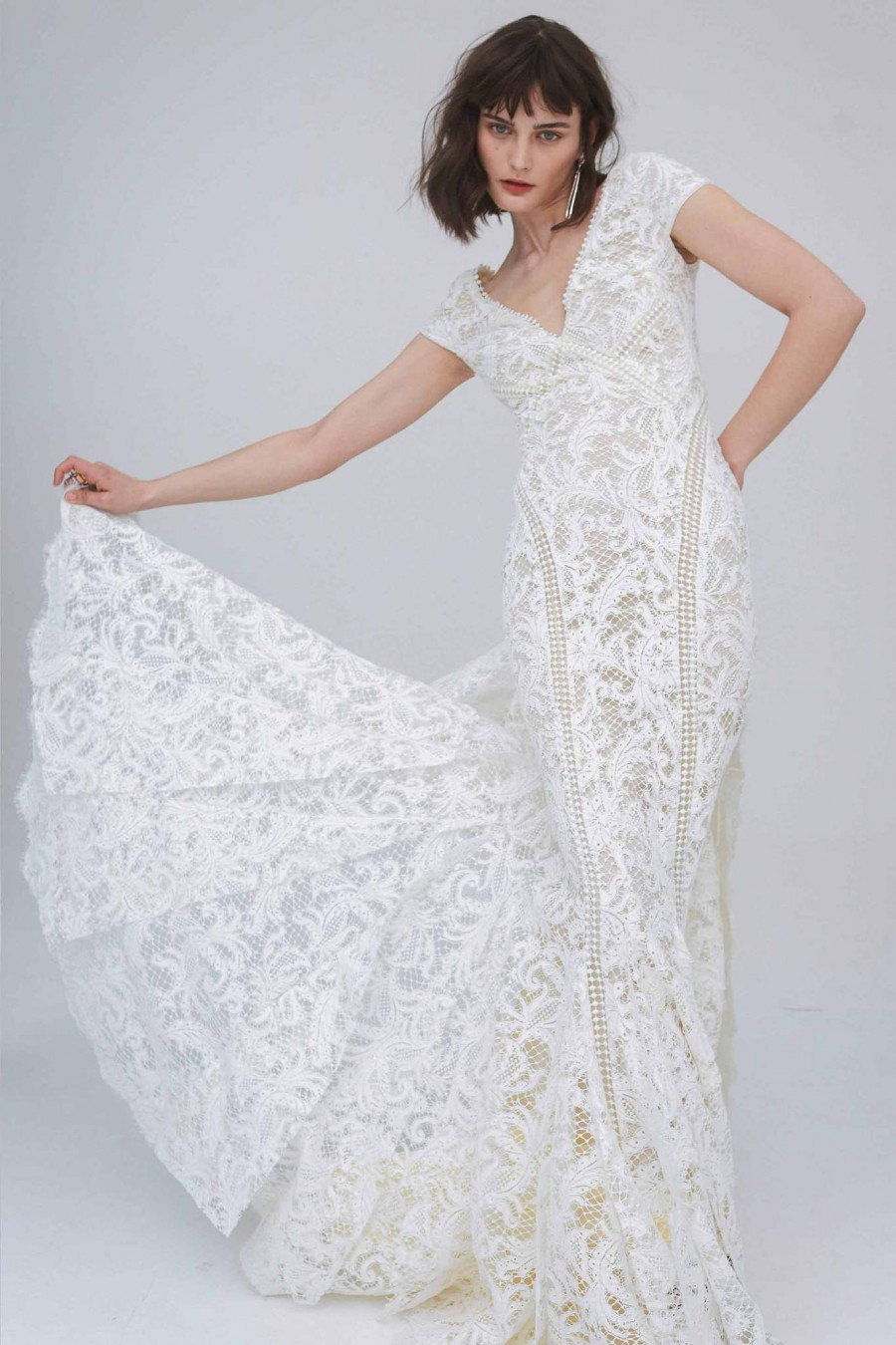 25 Lace Gowns for the Hopeless Romantic – Stillwhite Blog